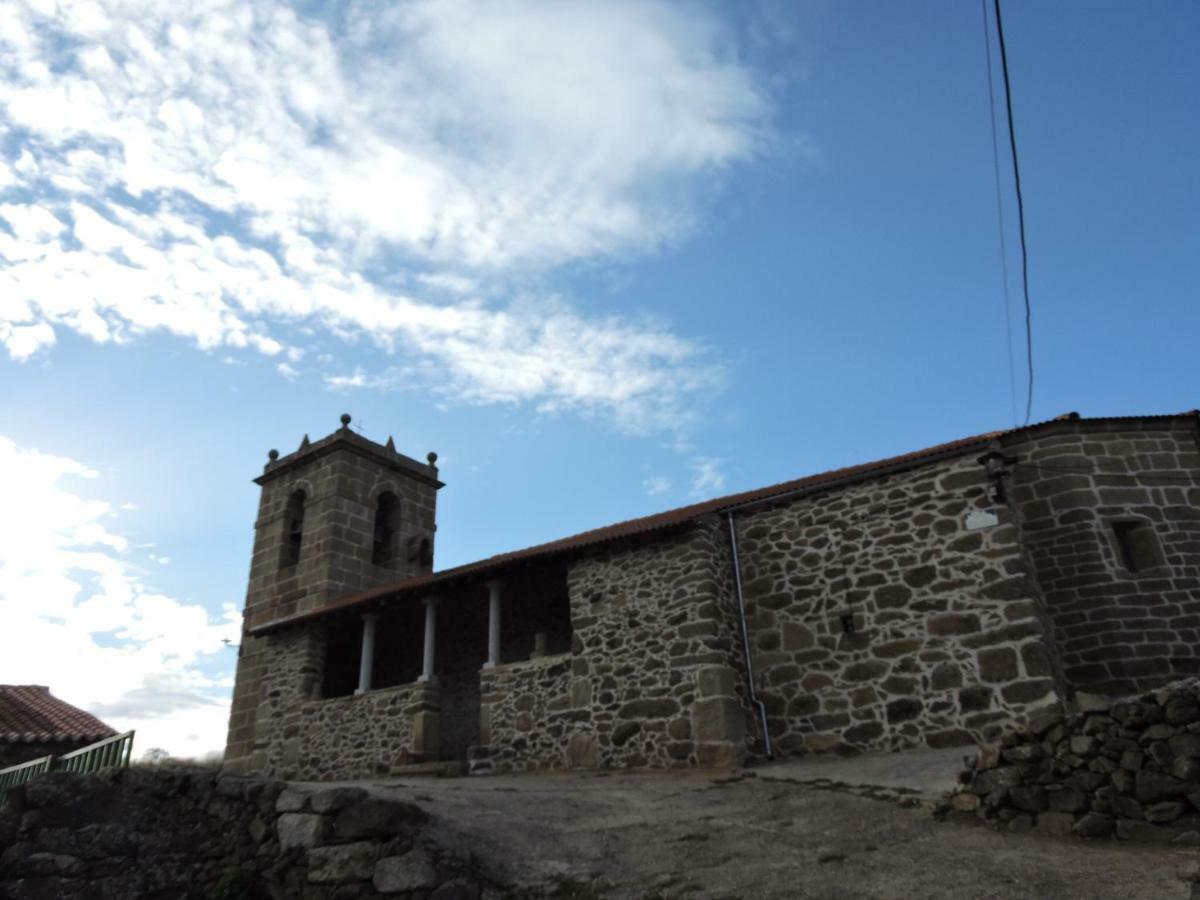 Casa Sierra De Gredos Casa de hóspedes Navasequilla Exterior foto
