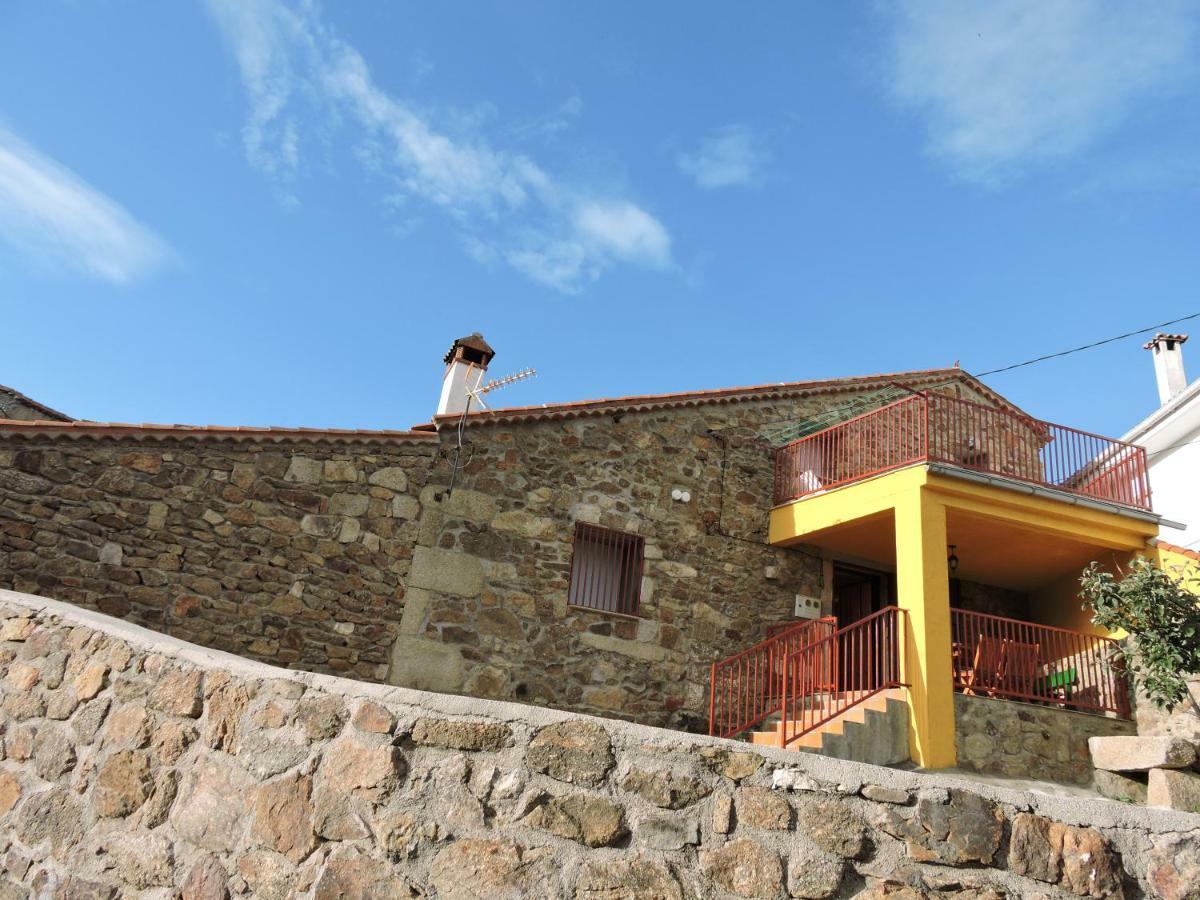 Casa Sierra De Gredos Casa de hóspedes Navasequilla Exterior foto